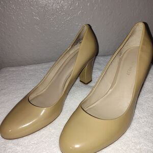 Nine West Round toe heels